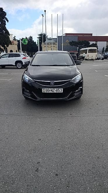 ravon r4 lizing: Changan Eado: 1.6 l | 2013 il 276000 km Hetçbek — 1