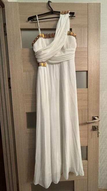 Ziyafət donu, Maksi, M