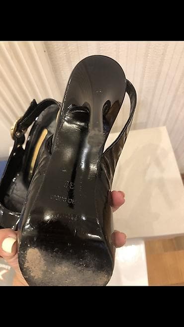 versace qizil sepler: Qadın ayaqqabısı – qara lak dəridən açıq burunlu, arxası açıq — 9