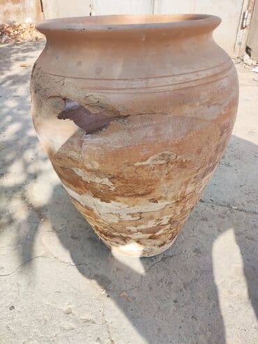 Buket güllər: Kuzə
ağzının iç diametri 29sm.
hündürlüyü 55sm.
endirim mümkündür — 2