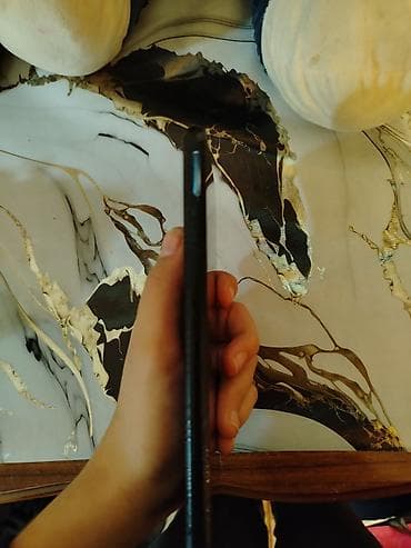 hp pavilion 15: - Smartfon – korpusun yan görünüşü göstərilir - Fiziki düymələr: səs — 5