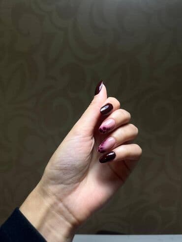 Boşqablar: Tipsi qaynaq 15 manat Ünvan:Yegane şadlıq sarayına yaxın 165 və 85 — 1