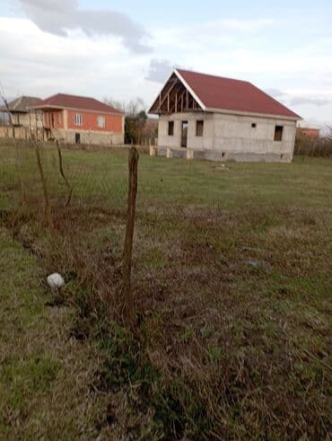 kohne guneslide heyet evleri: 3 otaqlı, 140 kv. m, Təmirsiz — 9