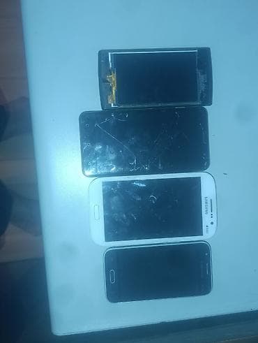 Korpus və ehtiyat hissələri üçün telefon dəsti - 4 ədəd köhnə — 1