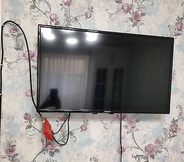 82 ekran TV tam işlək vəziyyətdə sadə model interneti yoxdr 120 — 1