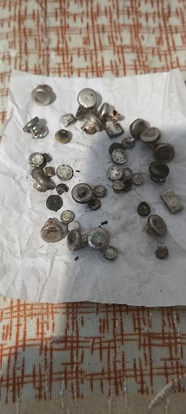 stolustu komputerlər: Məhsul: müxtəlif ölçülü sikkə tipli batareyalar və elektron — 1