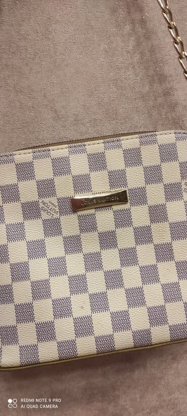 jey krem: Çiyin çantası, Louis Vuitton — 3