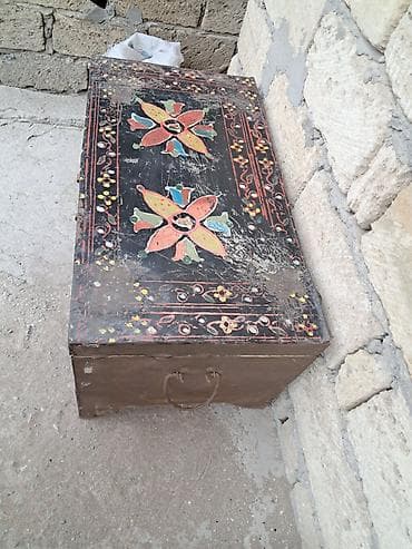 islenmis kafel: Olcu : 81x44x39 Sm !!! SUMQAYITDADI !!! Catdirilma Yoxdur !!! Almaq — 2