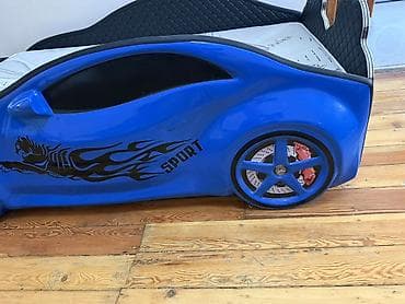 matras islenmis: Uşaq maşın formalı çarpayı - Dizayn: Parlaq mavi “sport car” korpusu — 1
