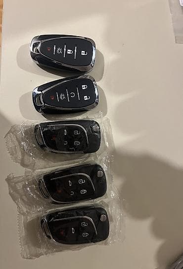 Cruze açar korpusları. 4-5 knopkalı pultlar mövcuddur