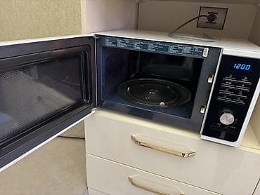 ucuz komputer: Mikrodalğalı soba Samsung, Ayrıca dayanan, Mikrodalğalar ilə, rəng - Ağ — 2