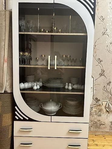 Şüşəli dolab vitrini lalafo.az -da Şüşəli dolab vitrini