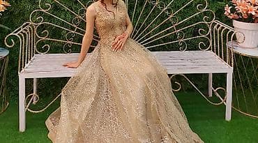 Qızılı rəngdə uzun ziyafət/libas - Model: A-kəsim, tam ətəkli, yerə — 1