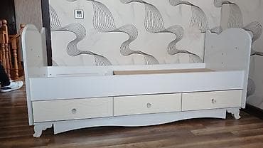 Oğlan və qız üçün, İşlənmiş, Dördbucaq, Beşik, Matras ilə, Yellənmə mexanizmsiz — 3