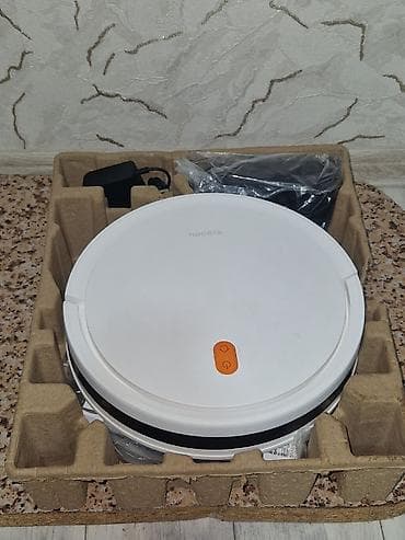korpuslar: Xiaomi Robot Vacuum E5 – robot tozsoran Xüsusiyyətlər: - 2000 Pa — 2