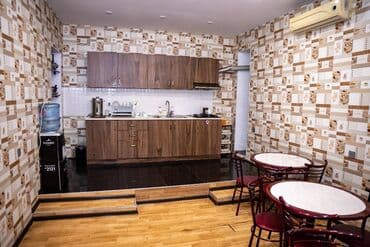 бина аз аренда квартир: 🔥🔥İŞ ADAMLARI ÜÇÜN ƏLA FÜRSƏT!!!Obyekt Icarəyə verilir🔥🔥 📍 Gənclik — 9