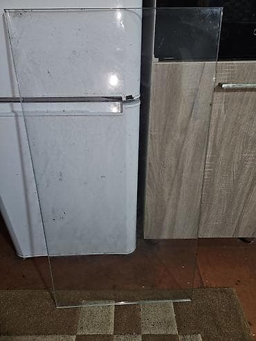 Pəncərə şüşəsi, Еni: 55 sm, Uzunluğu: 102 sm