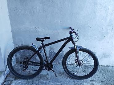 Şəhər və yüngül off-road üçün çoxfunksiyalı dağ velosipedi. -