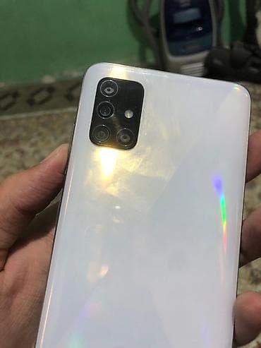 samsung a30s ekran: Samsung Galaxy A51, 128 GB, rəng - Ağ, Barmaq izi — 2