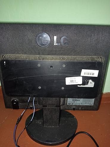 komputer ehtiyat hisseleri: LG Flatron L1753S – 17” LCD monitor - Model: L1753S (etiketdə — 5