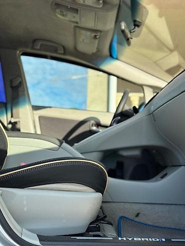 disk teker 16: Toyota Prius (3-cü nəsil) hibrid liftbek - Kuzov: liftbek, gümüşü — 8