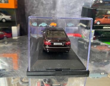metbex tavan modelleri: Коллекционная модель Mercedes-Benz E Class W212 brown 2009 Dealer — 9
