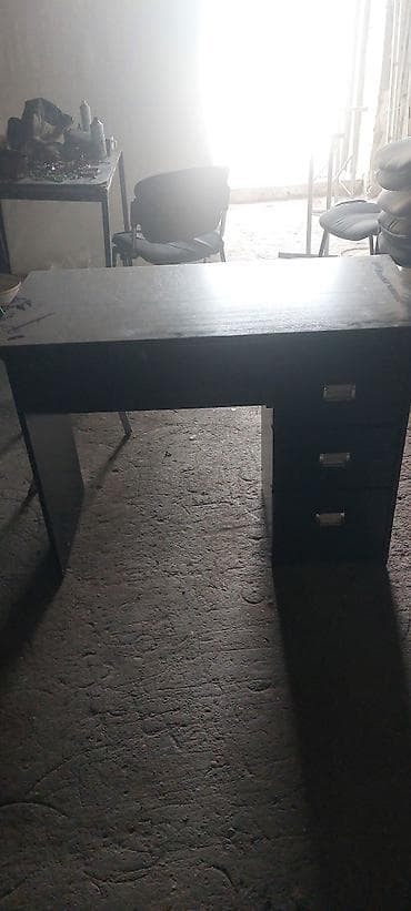 isdemis mebeler: Masalar var hər cürə plasmas laminat hər növ var — 3