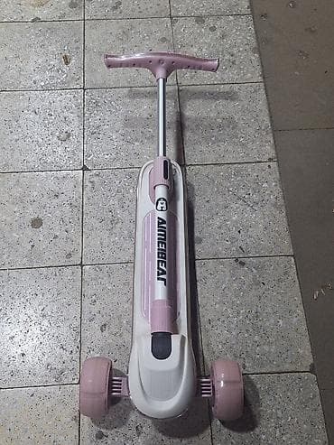 hover bohart: Uşaq skuterı – LED işıqlı, 3 təkərli işıqlı,musiqili - Rəng: açıq — 7