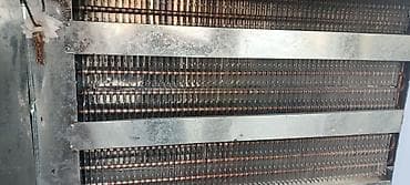 İkiqapılı sənaye tipli soyuducu şkaf - Korpus: metal konstruksiya