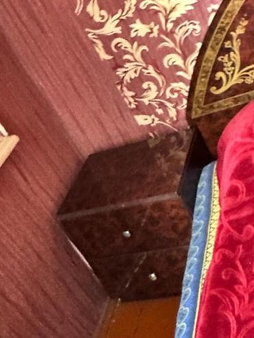 mebel alan usta: İkinəfərlik çarpayı, Dolab, Malayziya, İşlənmiş — 3