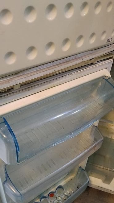 ssd satilir: Beko iki qapılı soyuducu satılır.mitor yanıb.bawqa motoru yanmlw ucuz — 3
