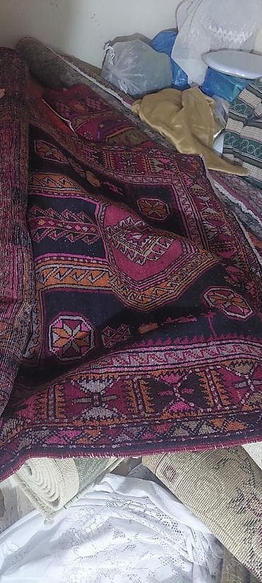 antik servis: Rəngarəng naxışlı xalçalar – əl işi üslubunda klassik şərq motivləri — 2