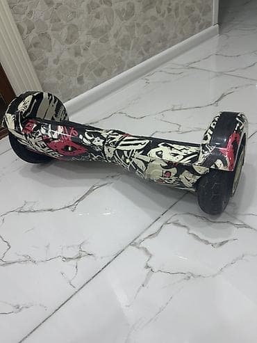 Qrafiti dizaynlı balans skuter (hoverboard) - 6.5" təkərlər, yanlarda — 6