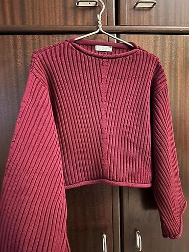 DİLVİN markalı qadın sviteri - Model: qısa kəsimli (crop) sviter -