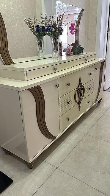 tək şifaner: Qonaq Desti 600 azn tecili satilir‼️masa acilir hamisi ela — 3