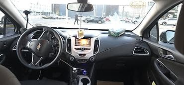 passat diskleri: Chevrolet Cruze sedan - Korpus: qara rəng, aerodinamik xəttlər, xrom — 8
