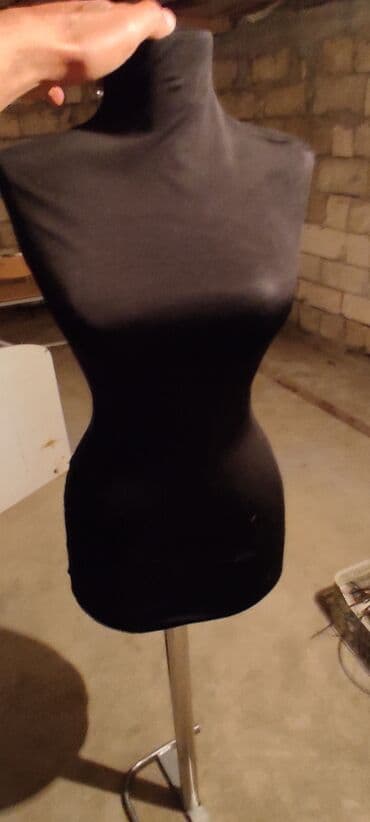 divar vitrini: Magazin açanlar üçün çox sərfəlidir — 4