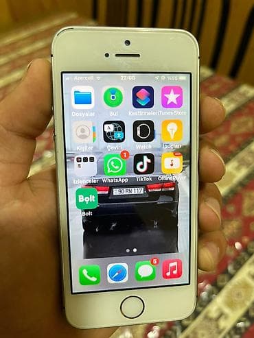 apple iphone 7 plus: IPhone SE, Gümüşü, Barmaq izi — 9