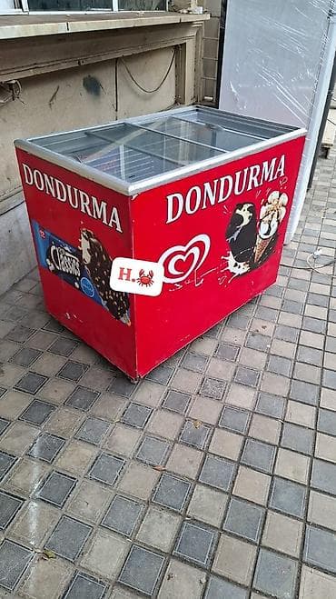 Şüşəli dondurucu