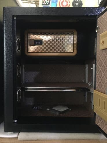 копилка на 100 тысяч сом таблица: Сейфы — 2