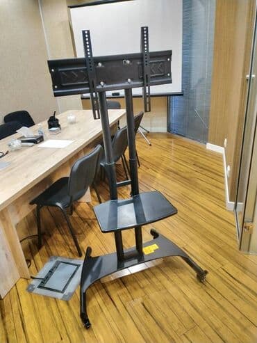 video yukle az: Hər növ televizorlar üçün təkərli mobil kronşteyn.32"-75 dyum — 3