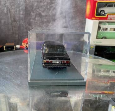 metbex tavan modelleri: Коллекционная модель Mercedes-Benz 240D V123 limousine black 1978 NEO — 13