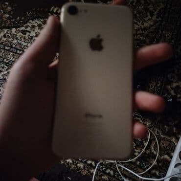 iphone 8 kamera: IPhone 8, 64 GB, Qızılı, Barmaq izi — 2