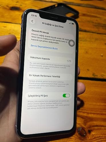 авто колонки: IPhone 11, 64 ГБ, Face ID — 6