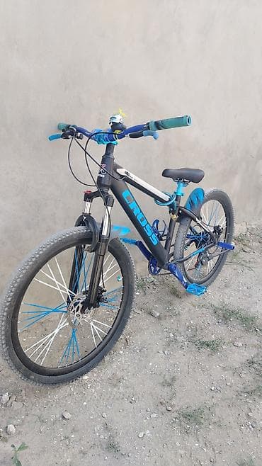 teker velosiped: Salam 26 liq velosiped 1 aydi almisam cox surulmeyib butun skoruslar — 1