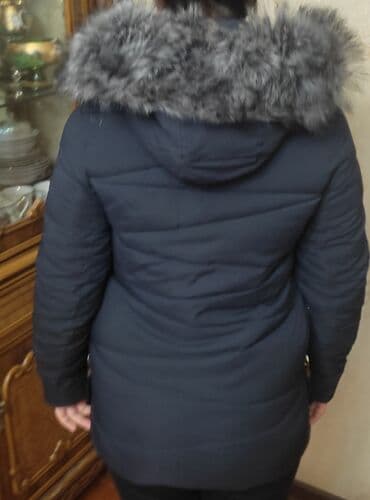 qara hicab: Qara gödəkcə yeni kimidir. Heç bir problemi yoxdur. S 36 razmerdi — 2