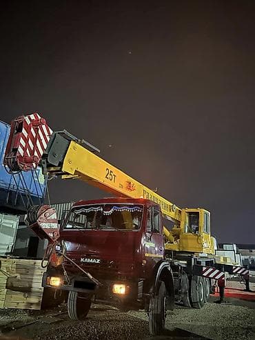 kamaz siqnali: KamAZ kran 5320, 25 tonluq, 3 mostludur. Maşın çox ideal — 6