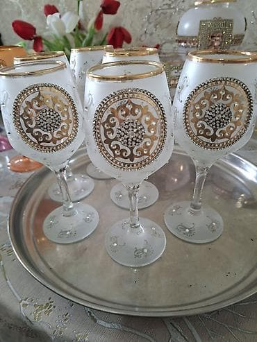 qab qaşiq: Zərif dekorlu şüşə qablar dəsti - Yaşıl-qızılı şampan/fleyta — 4