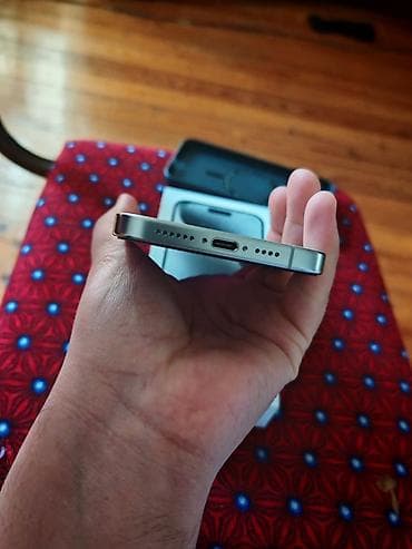 iphone 15 pro max qiyməti: IPhone 15 Pro Max, 256 GB, White Titanium — 5