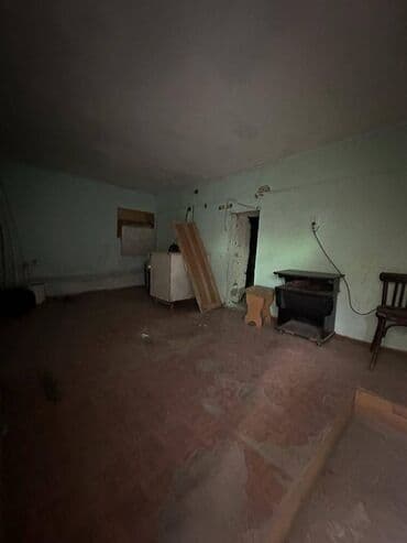 bakı tikiş evi ünvanları: Köhnə Günəşlidə əsas yolun kənarında, 9 mərtəbəli binanın — 10